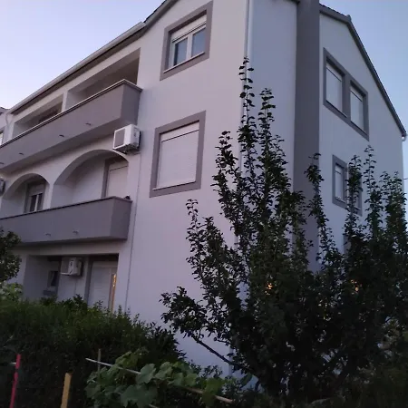 Ravkin Apartment